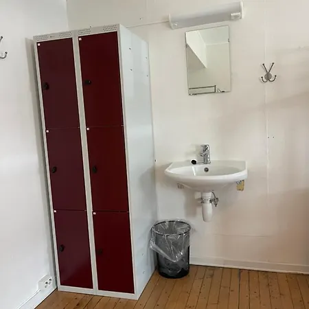 Nordkapp Hostel *