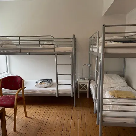 Nordkapp Hostel *
